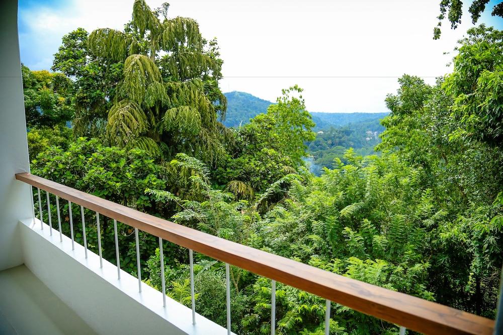 Regent Lodge Hotel & Villa Kandy Exterior foto