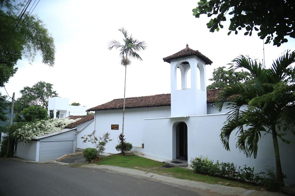 Regent Lodge Hotel & Villa Kandy Exterior foto