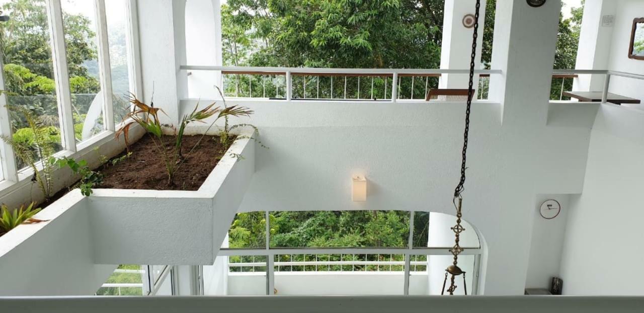 Regent Lodge Hotel & Villa Kandy Exterior foto