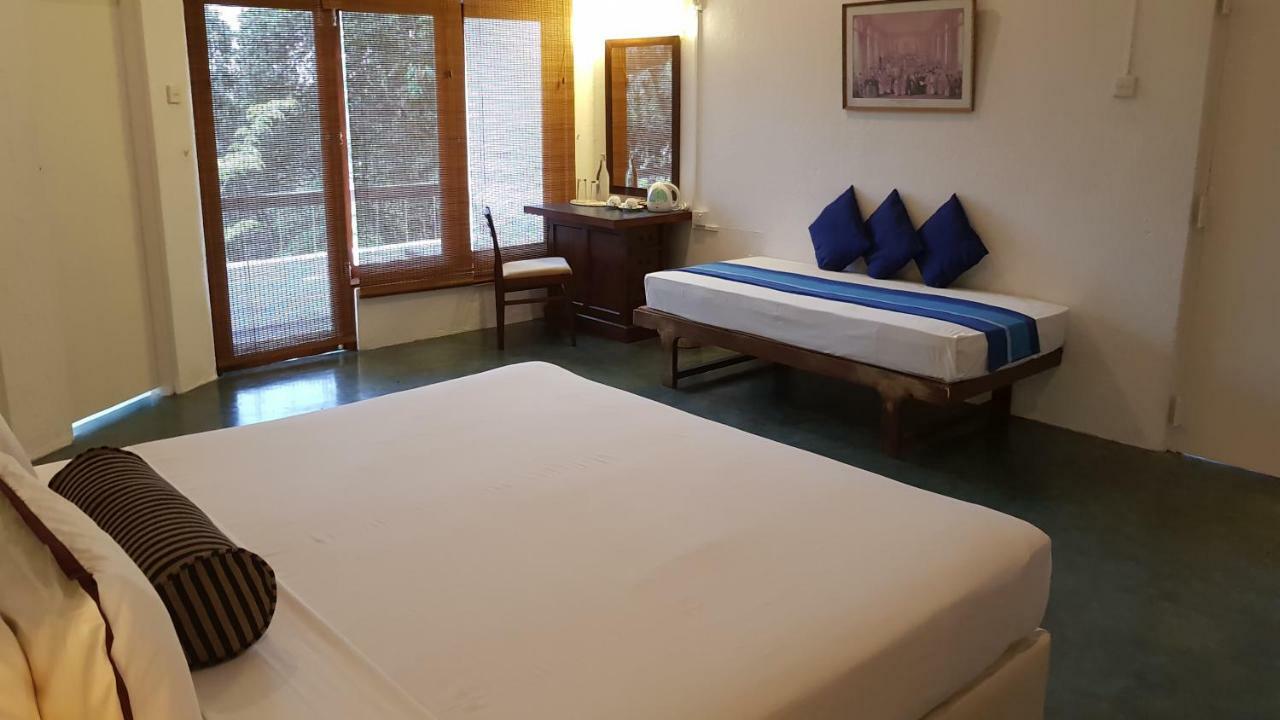 Regent Lodge Hotel & Villa Kandy Exterior foto